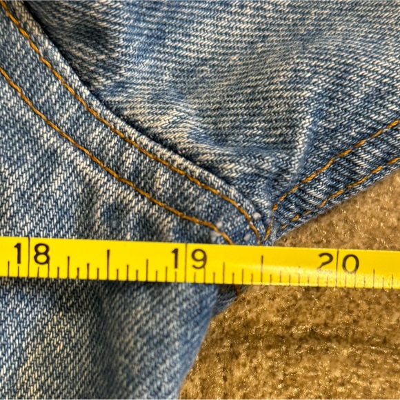 Classic vintage Levi’s Type III trucker jacket - Picture 7 of 9